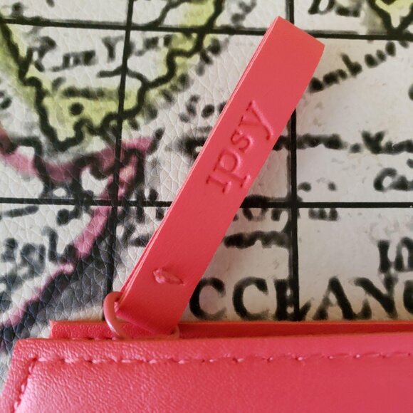 5 Pack. IPSY Ticket Make-up Bag - Picture 8 of 8